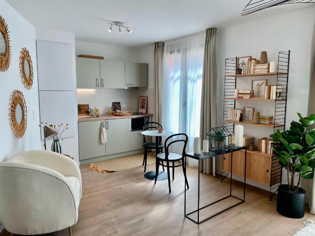 Residence Services Seniors Montana Chartres Exteriér fotografie